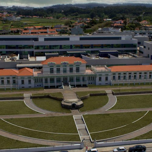Revestimentos DVM. Somos uma empresa especializada na aplicação de revestimentos interiores e exteriores.