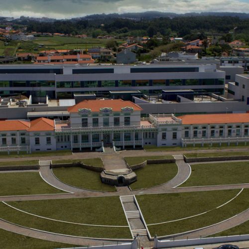 Revestimentos DVM. Somos uma empresa especializada na aplicação de revestimentos interiores e exteriores.
