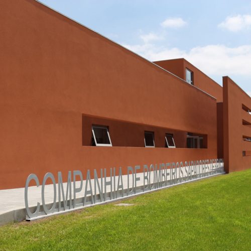 Revestimentos DVM. Somos uma empresa especializada na aplicação de revestimentos interiores e exteriores.